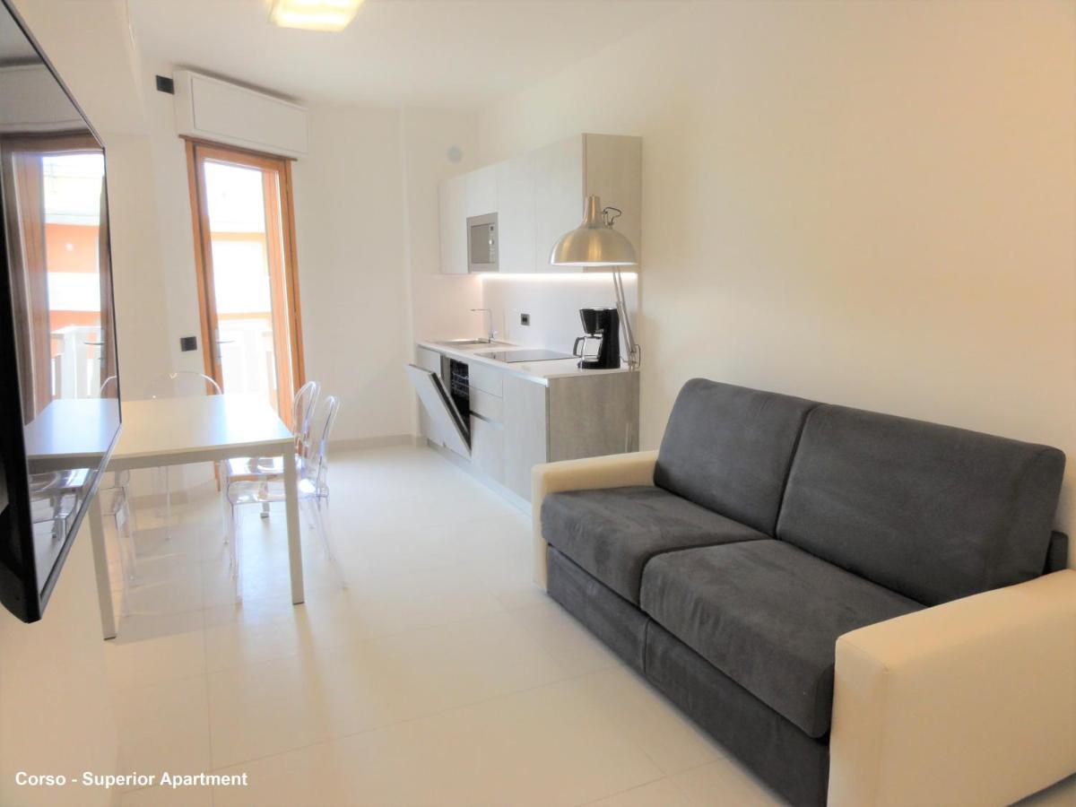 Corso - Appartamenti บิบิโอเน ภายนอก รูปภาพ